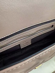 5e76588b8970c3d7d696e5554a718daf